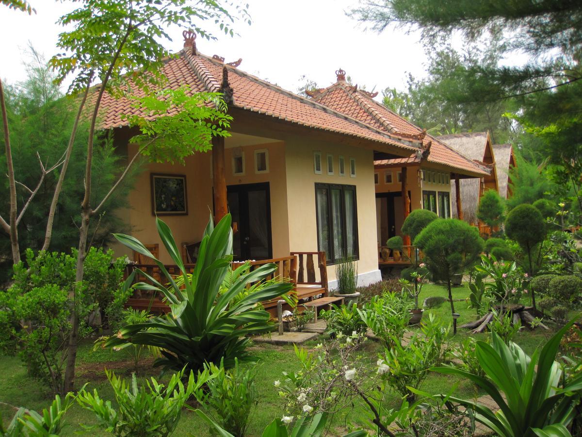 Jepun Bungalows Gili Meno Exterior photo