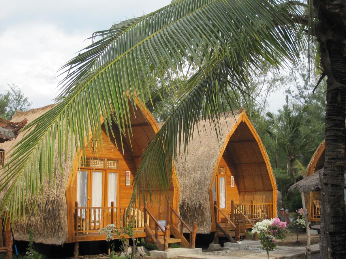 Jepun Bungalows Gili Meno Exterior photo