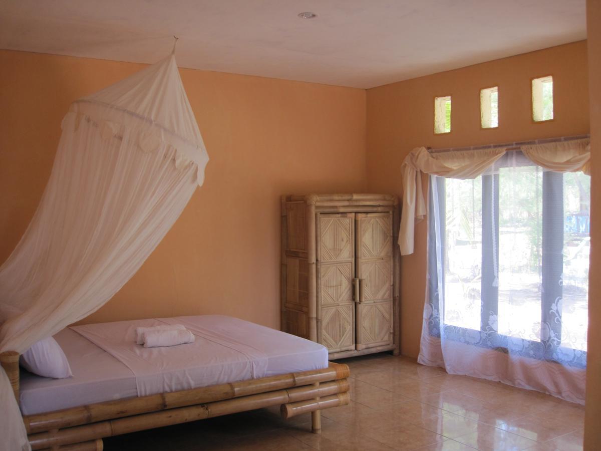 Jepun Bungalows Gili Meno Exterior photo